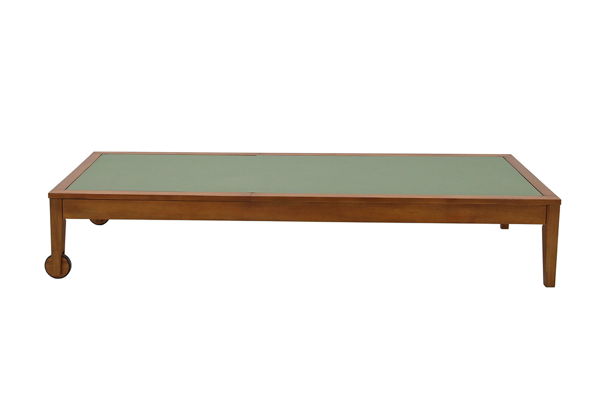 Bain de soleil vert kaki en bois massif, vue de c�t� � plat