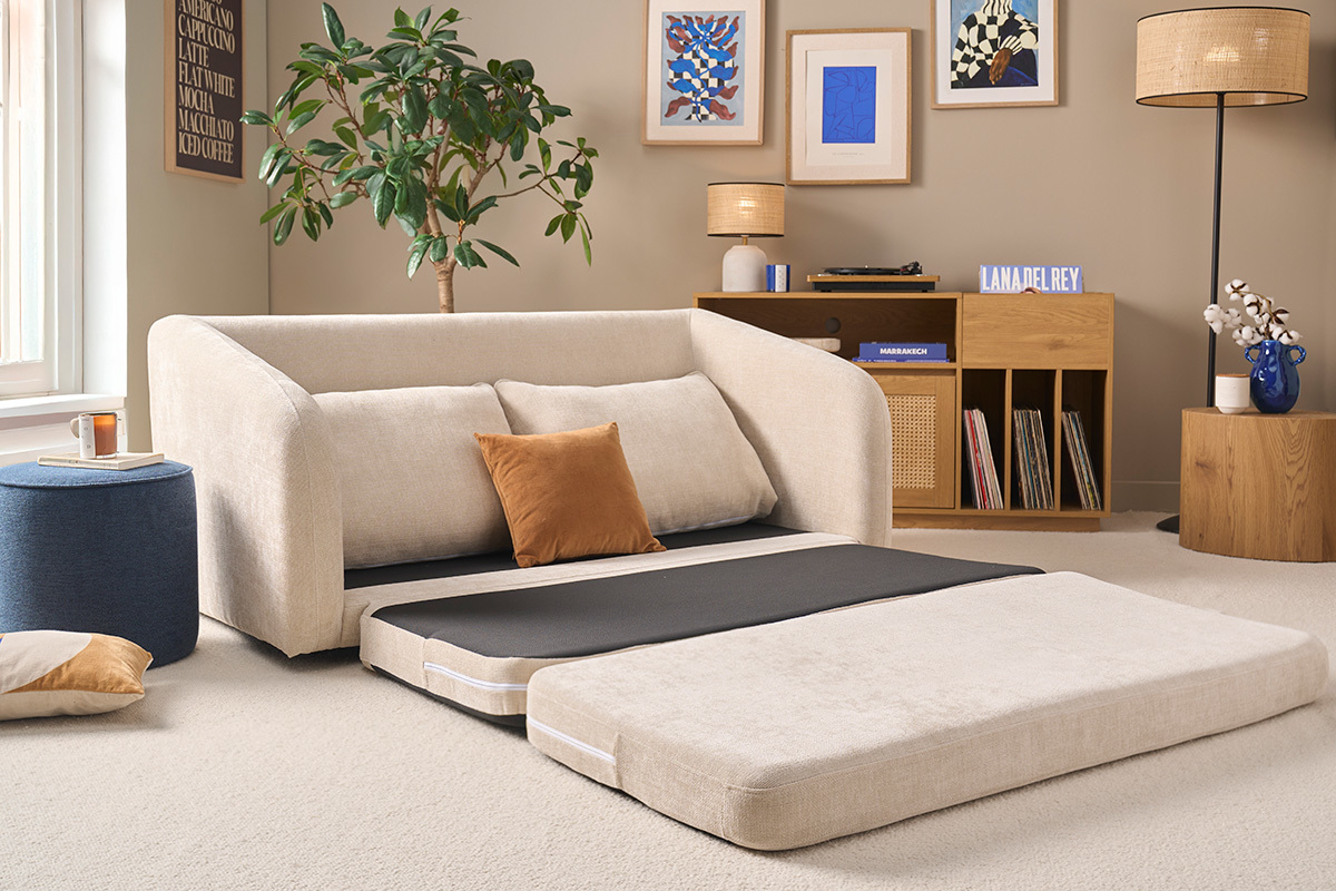 Canap� convertible 2 places en tissu effet velours textur� beige MAHAUT