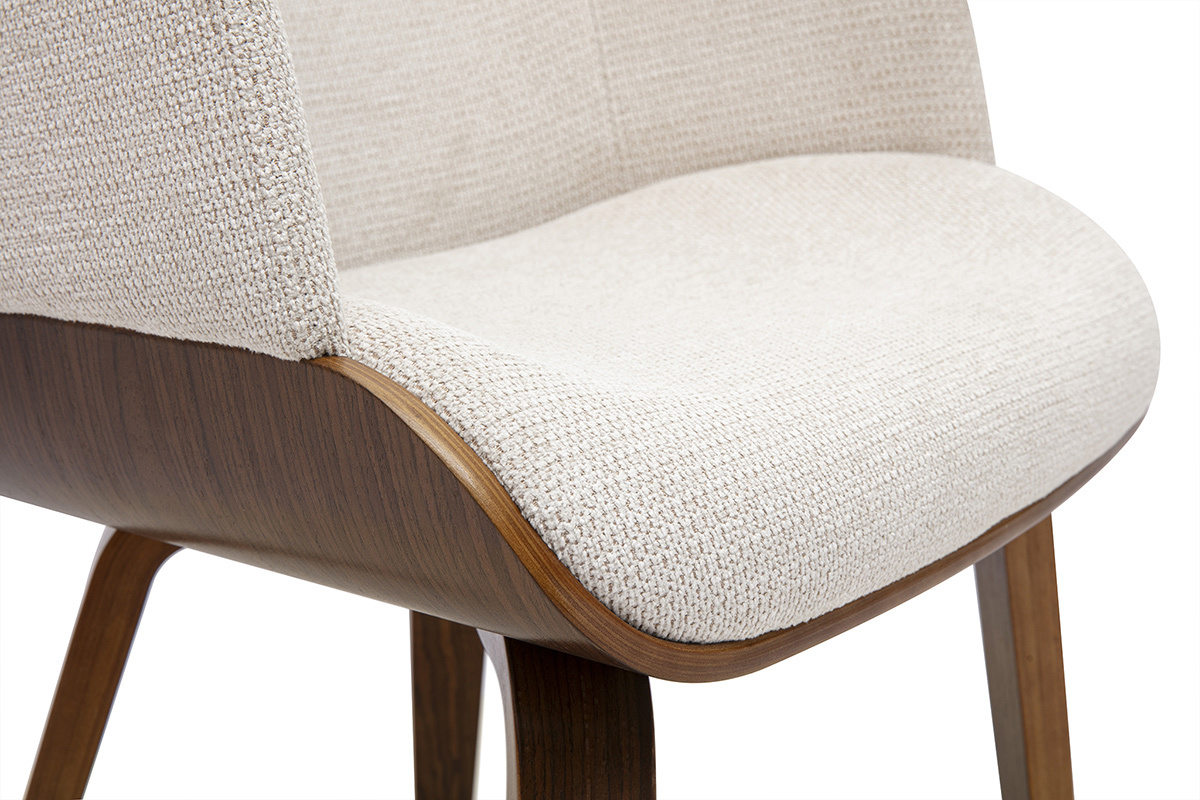 Chaise EARL en tissu chenille beige et bois fonc�, vue zoom�e.