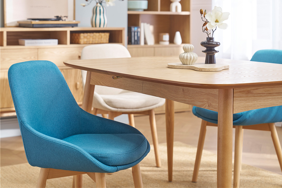 Chaises scandinaves en tissu bleu canard et bois clair massif (lot de 2) HOLO