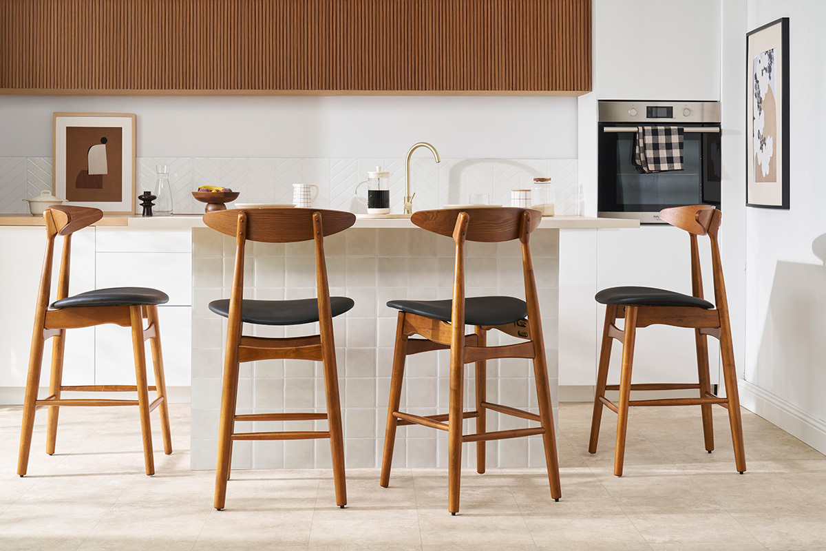 Tabouret de bar vintage noyer et PU noir 65 cm (lot de 2) WALFORD
