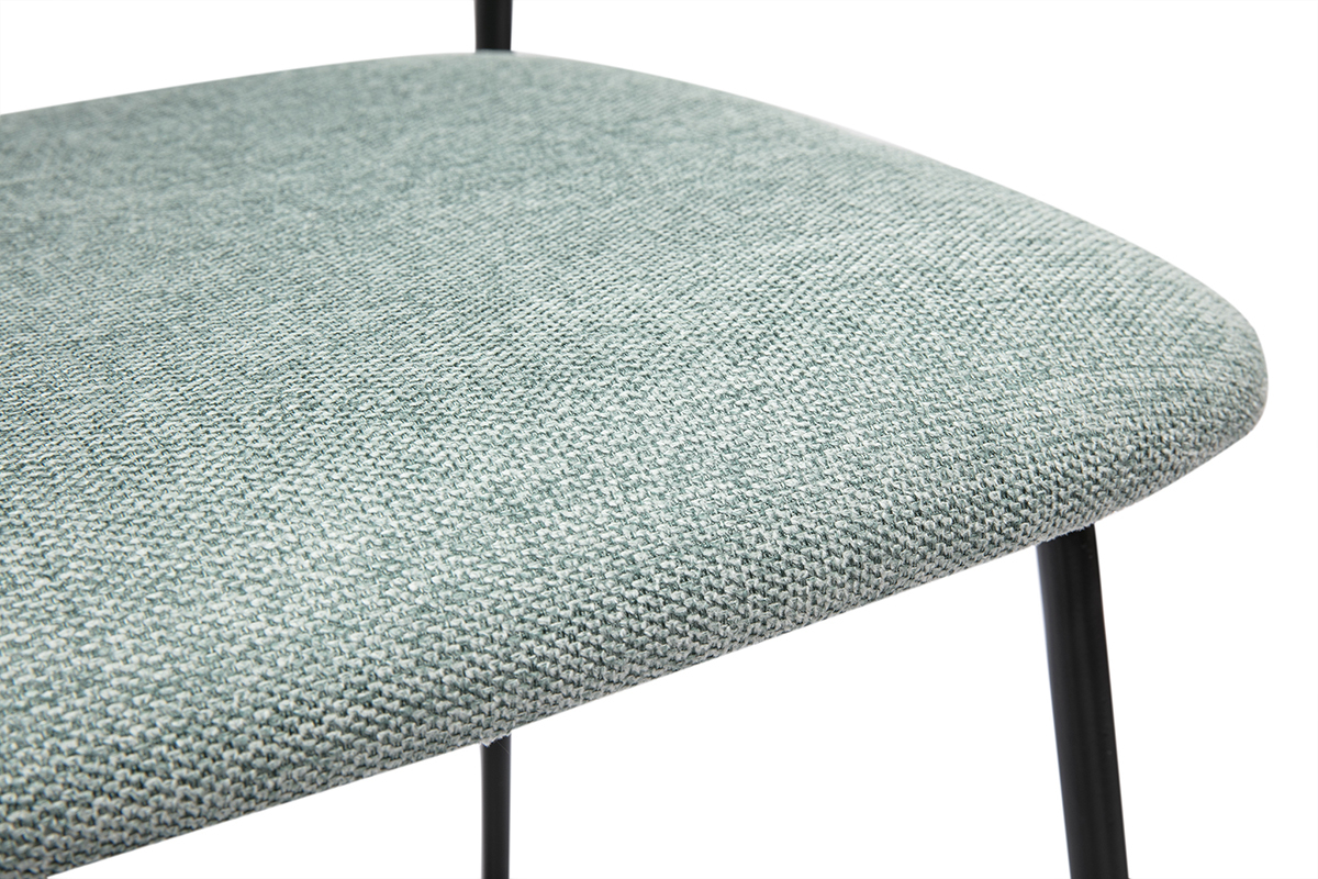 Gros plan sur l'assise textur�e du tabouret vert c�ladon.