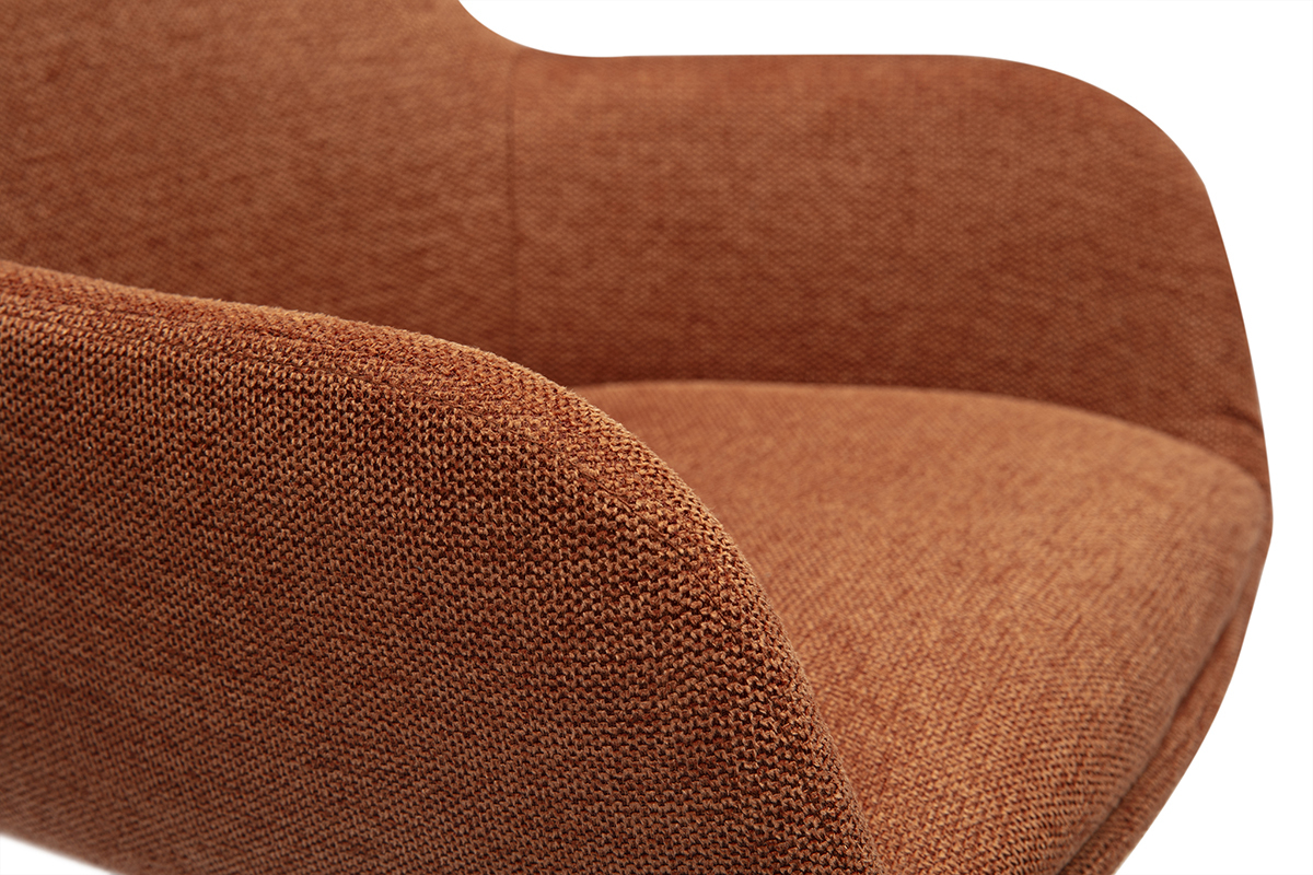 Gros plan sur le tissu effet velours textur� terre br�l�e d'un tabouret ALESS.