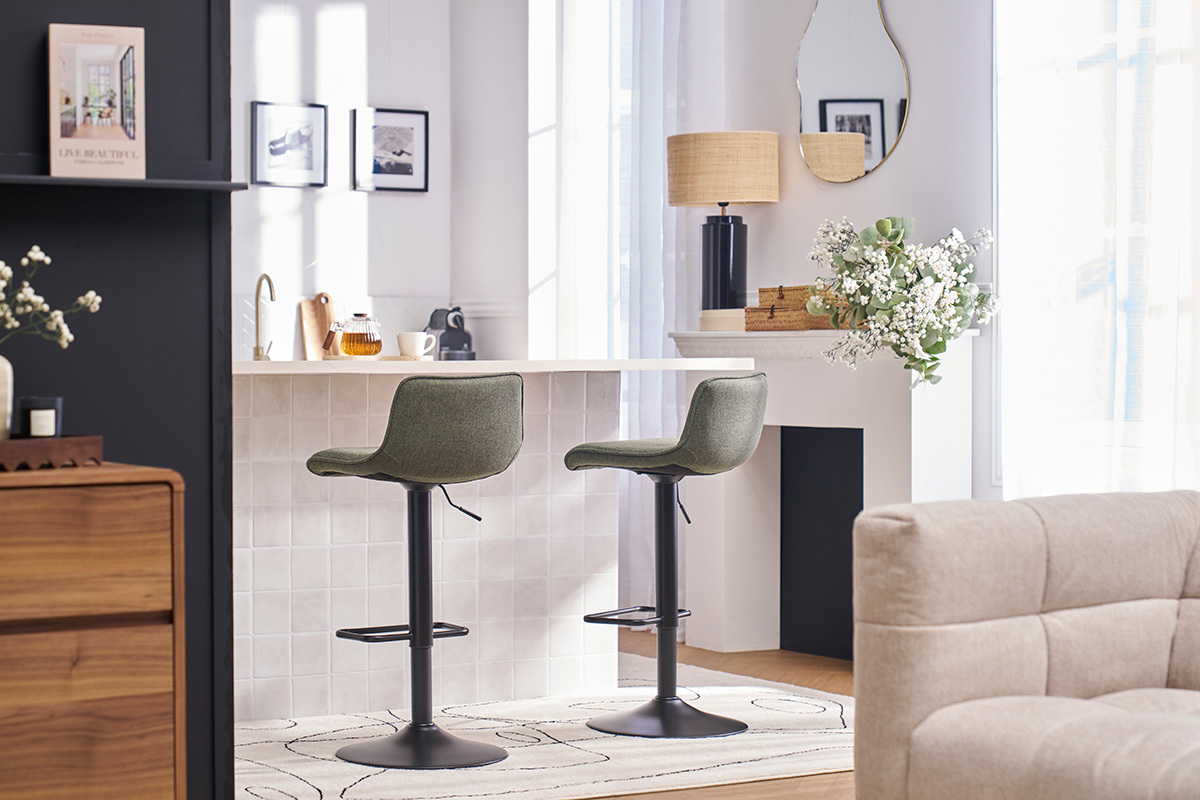 Tabourets de bar r�glables pivotants 360� en tissu vert kaki et m�tal noir (lot de 2) BOOST